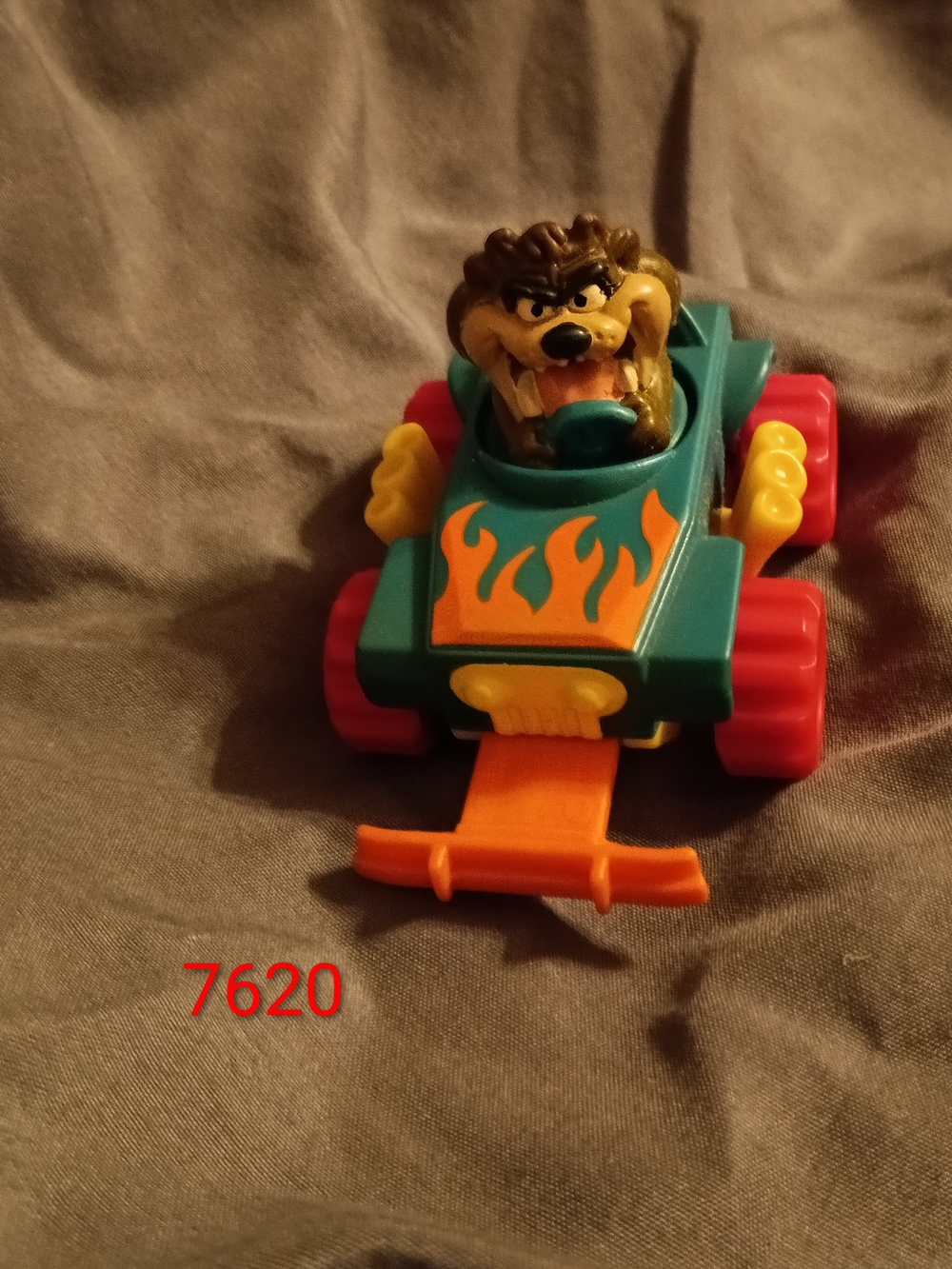 Looney Tunes Quack Up Tazz Car